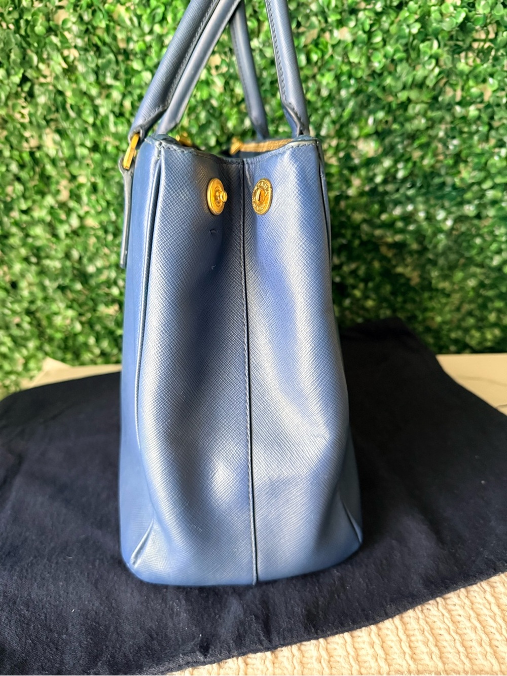 Prada Blue Saffiano Large Galleria Leather Tote with Long Strap - Picture 3 of 9